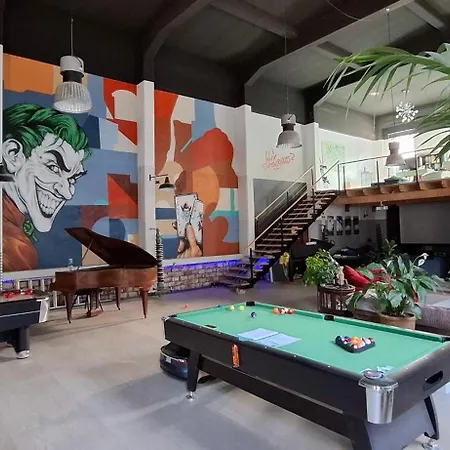 شقة Stunning Industrial Loft In A Former Power Plant Schaltzentrale *