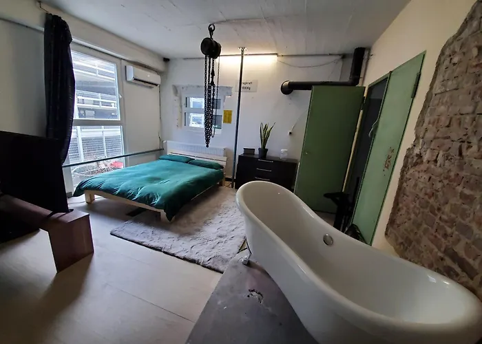 Apartamento Stunning Industrial Loft In A Former Power Plant Schaltzentrale *