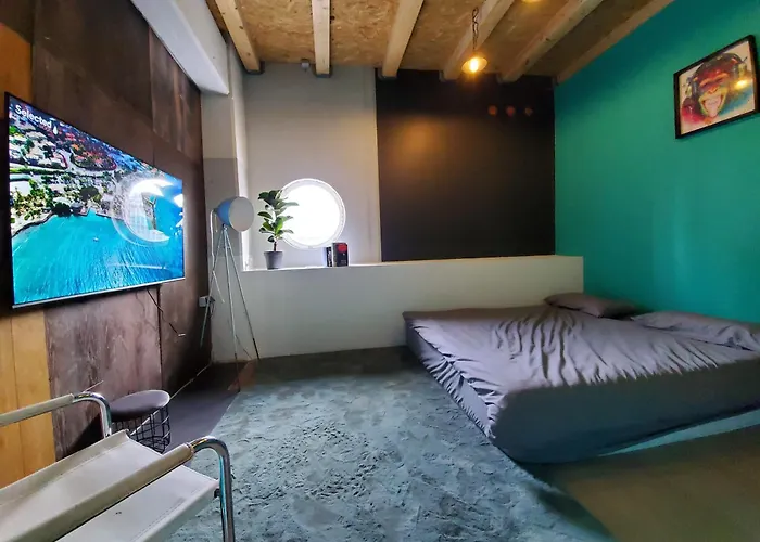 Stunning Industrial Loft In A Former Power Plant Schaltzentrale Apartamento *